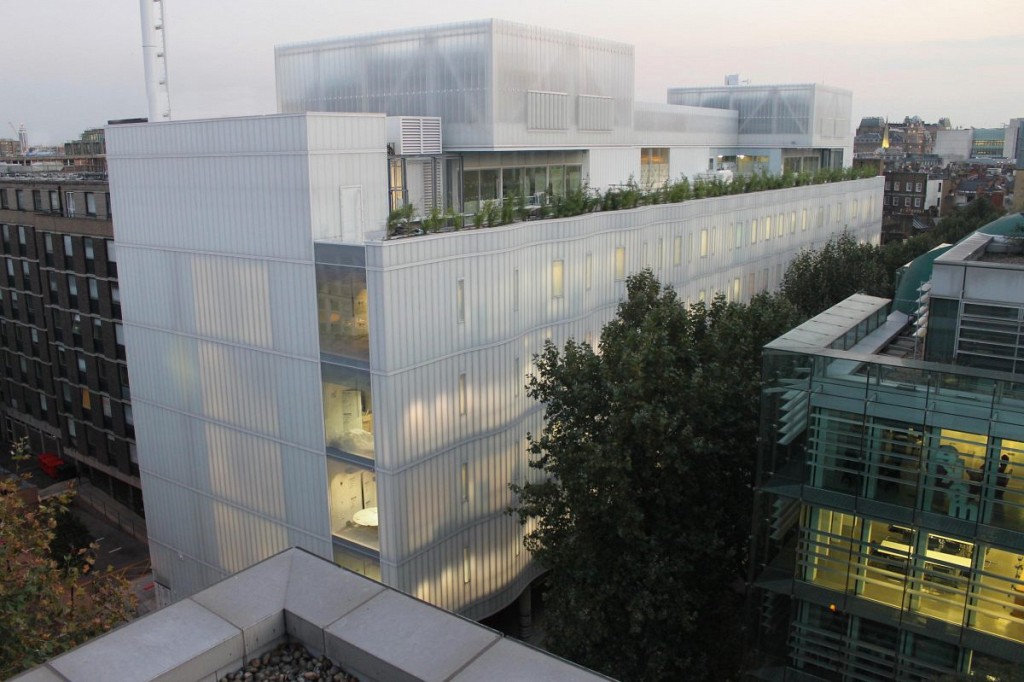 04/2016
Sainsbury Wellcome Centre London 
Eröffnung Vorschau